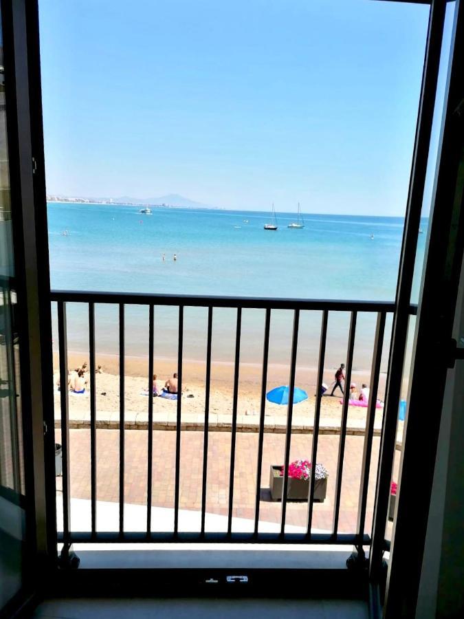Apartamento Frente Al Mar เพนิสโคลา ภายนอก รูปภาพ